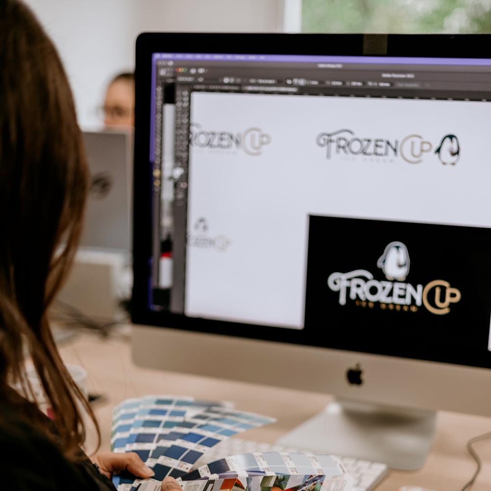 @Chris : Eylem crée le logo Fronzencup